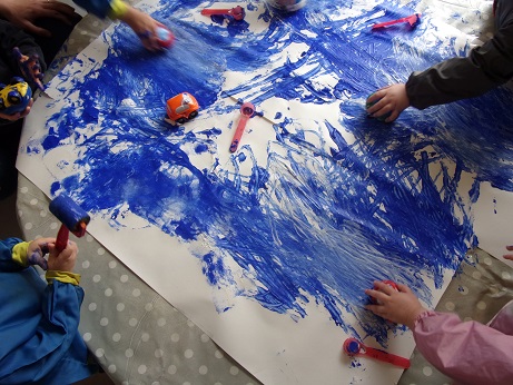 Peinture à la petite voiture